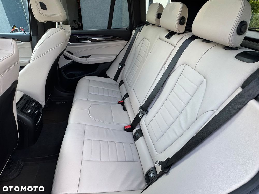 BMW X3 xDrive30i xLine sport - 35