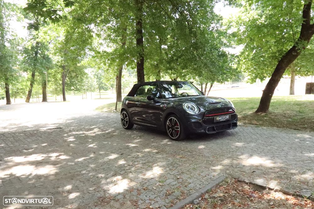 MINI Cabrio John Cooper Works - 1