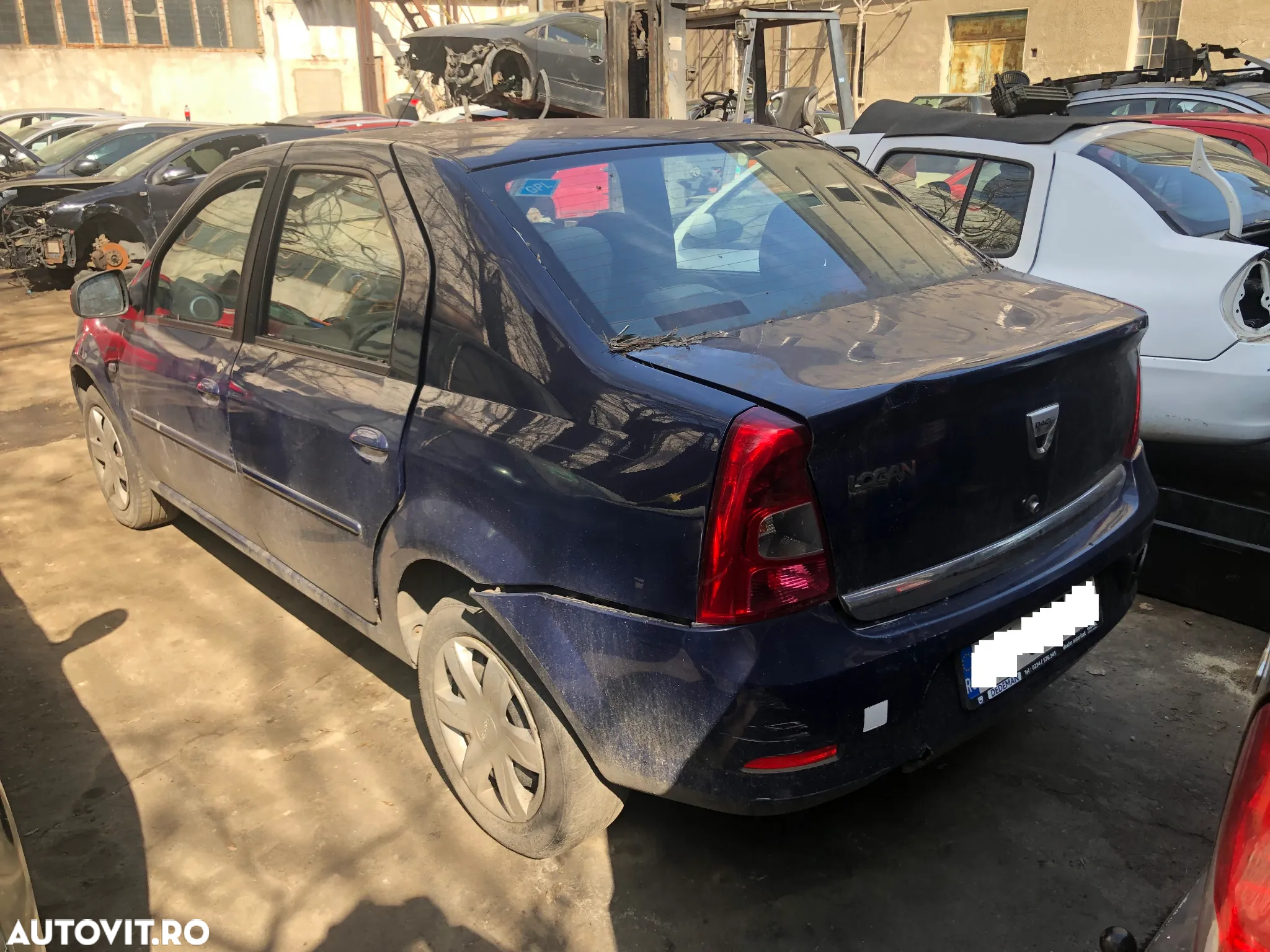 Dezmembrez Dacia Logan PH2 facelift 2011 albastru benzina - 5