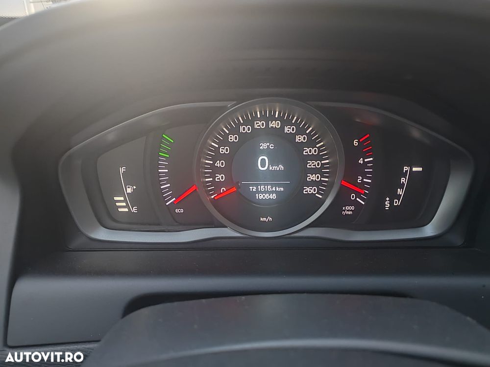 Volvo XC 60 D4 Geartronic Kinetic - 2