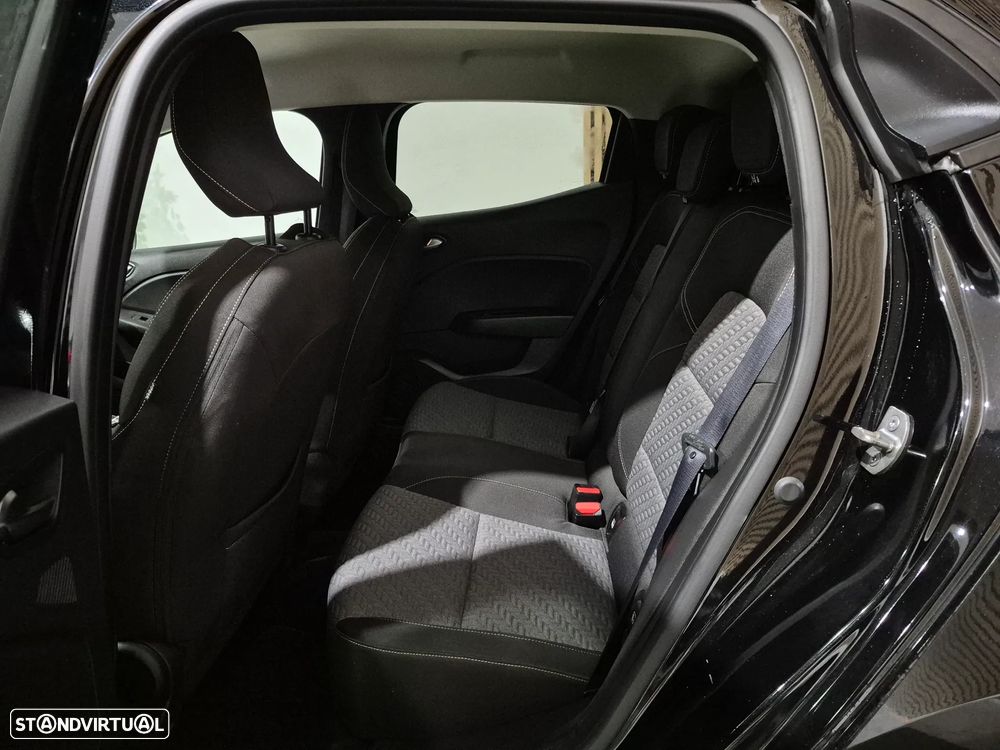 Renault Clio 1.5 Blue dCi Evolution - 32