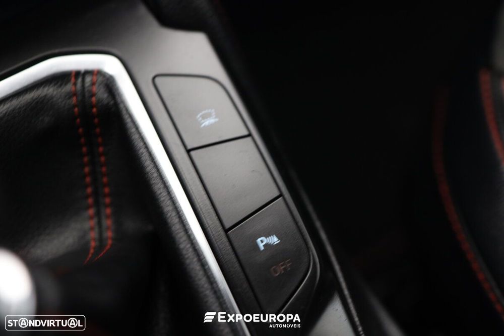 Ford Kuga 1.5 EcoBoost ST-Line Design - 29