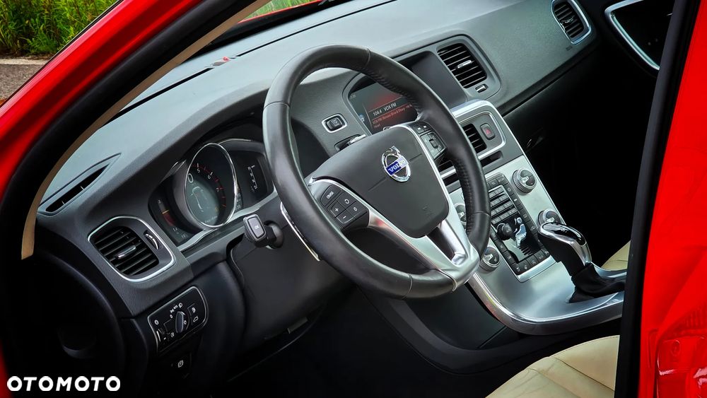 Volvo S60 T5 Geartronic RDesign - 19