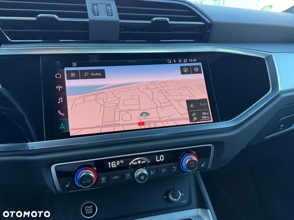 Audi Q3 - 30