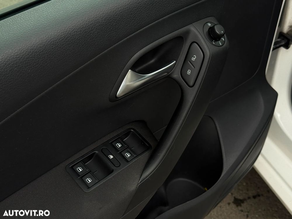 VOLKSWAGEN Polo 2013 — imagine 11