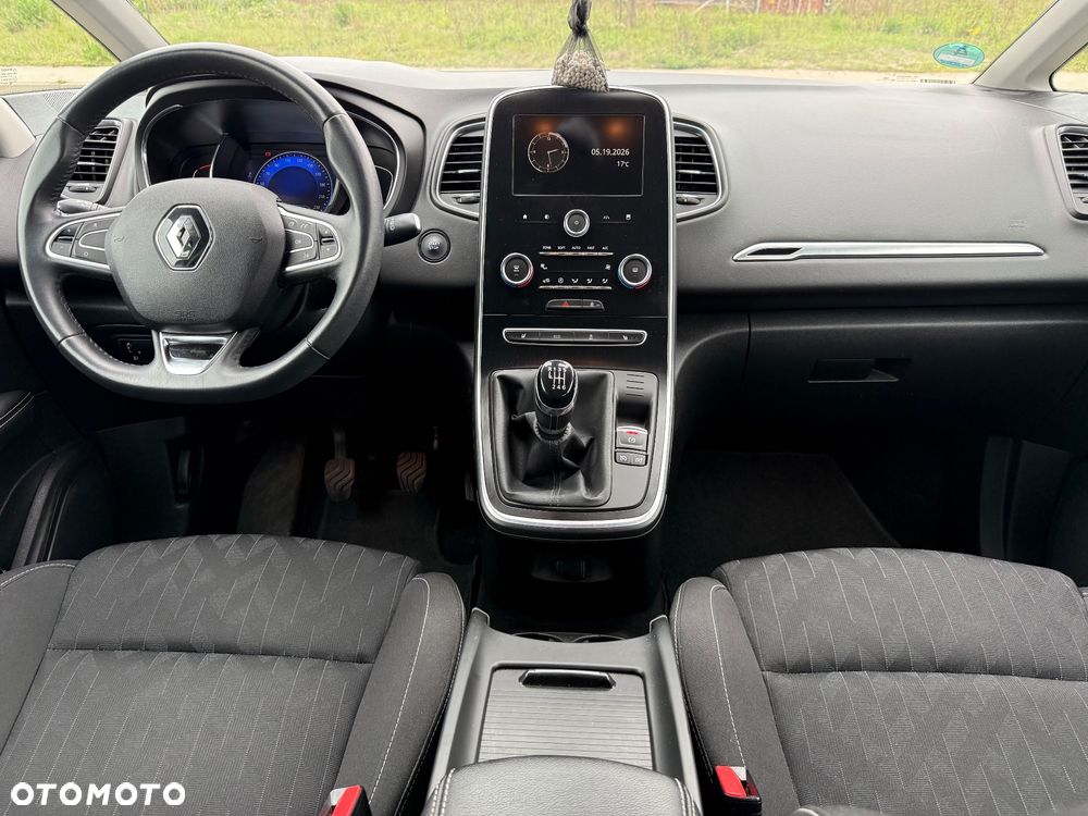 Renault Scenic TCe 140 GPF LIMITED - 9
