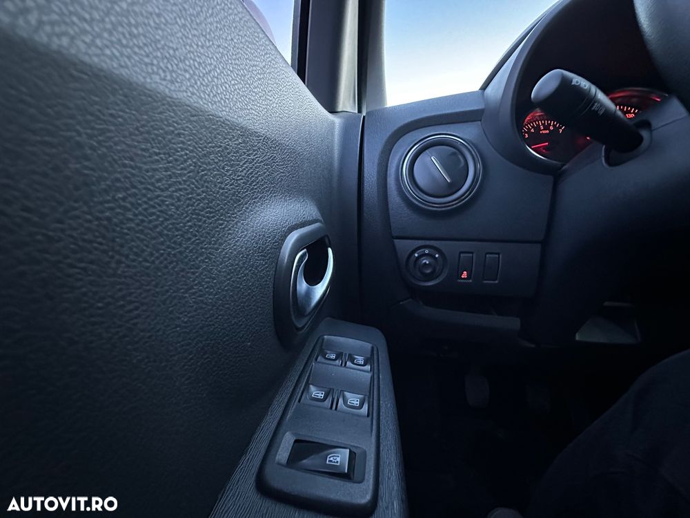 Dacia Lodgy 1.5 Blue dCi Laureate - 15