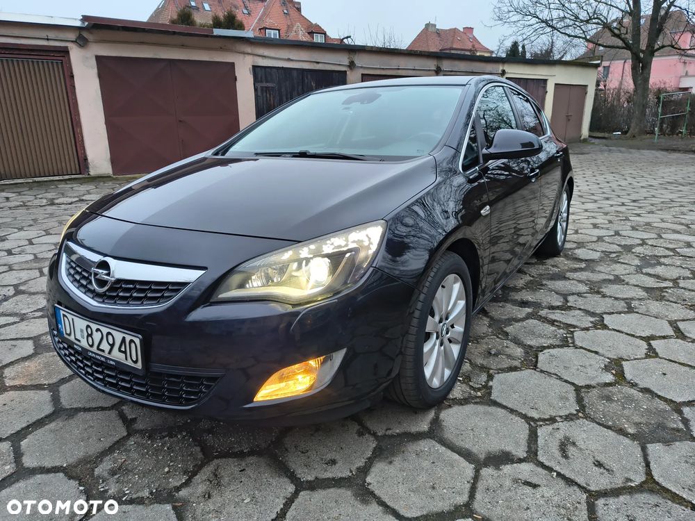 Opel Astra - 1