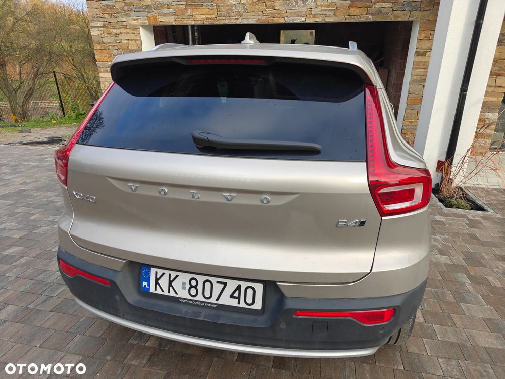 Volvo XC 40 B4 AWD Plus Bright - 3