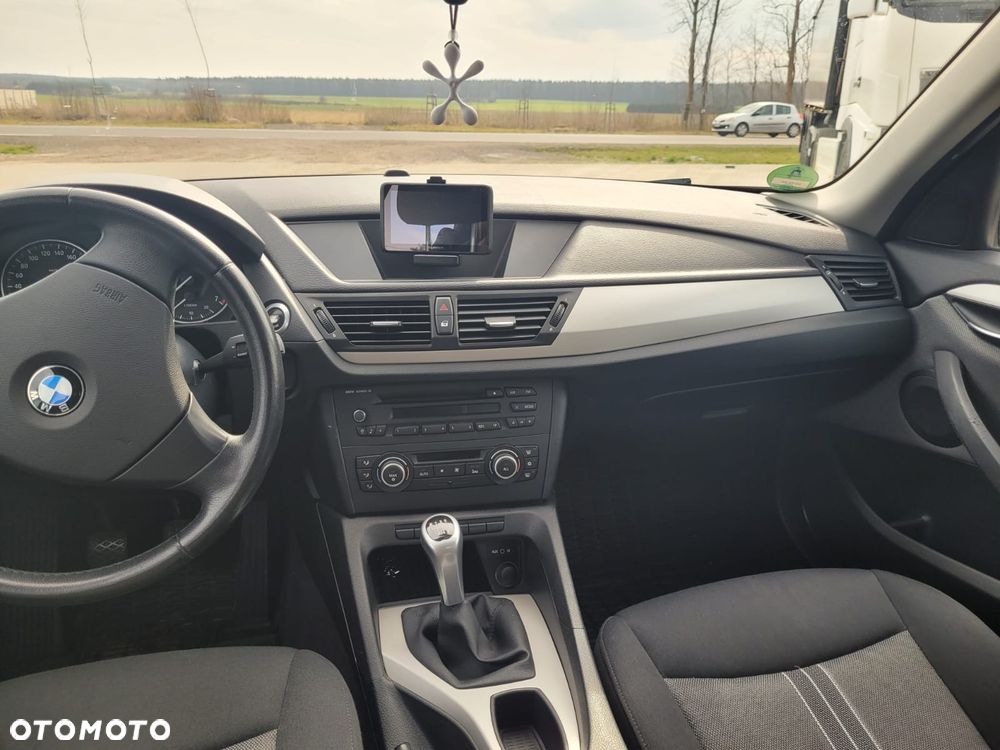 BMW X1 sDrive18i - 6