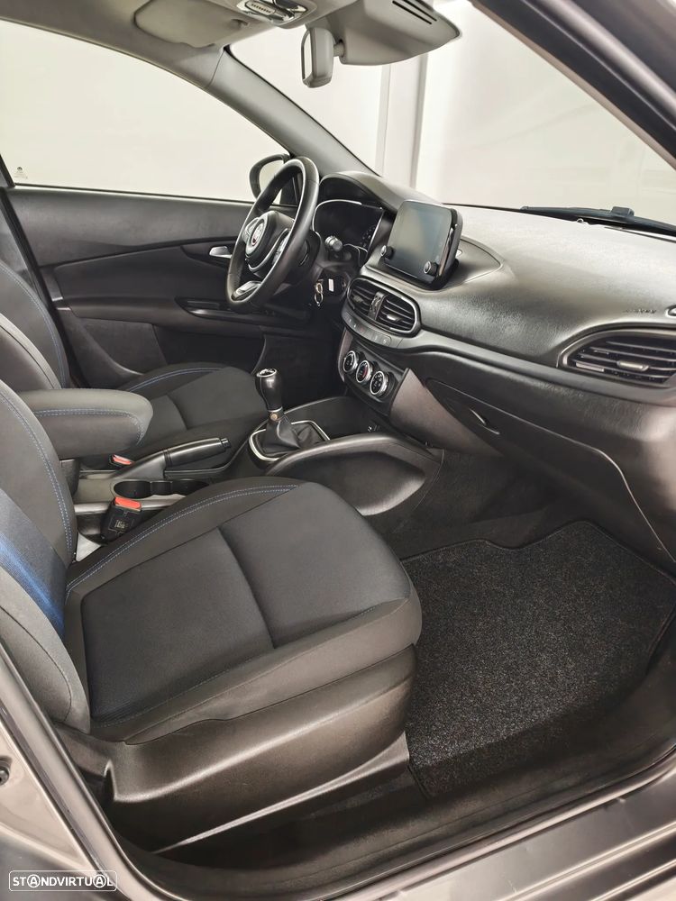 Fiat Tipo Station Wagon 1.0 GSE T3 City Life - 16