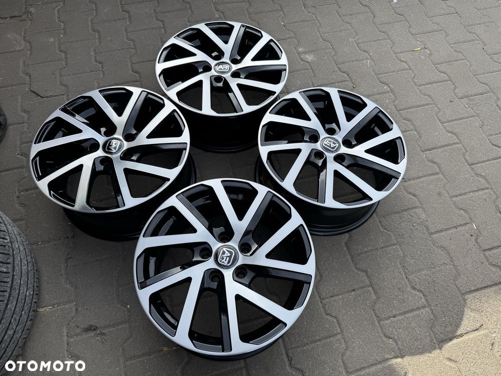 Felgi aluminiowe AR Tech po renowacji 5x108 7x16 et42 Ford Volvo