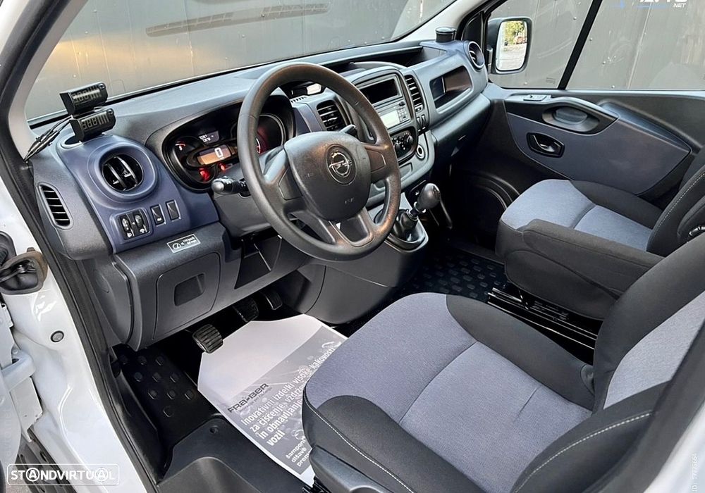 Opel Vivaro Frio - 8
