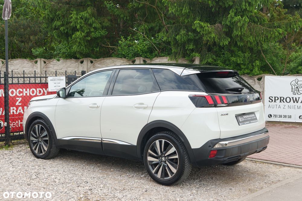 Peugeot 3008 1.2 PureTech GPF Allure S&S - 7