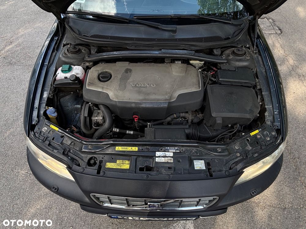 Volvo XC 70 D5 AWD Momentum - 17