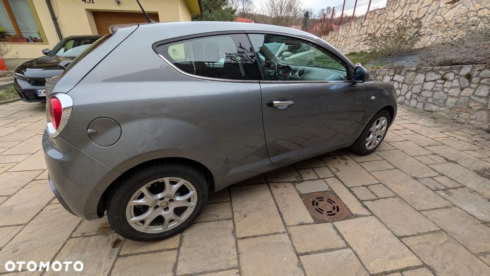 Alfa Romeo Mito 1.4 TB Distinctive - 5