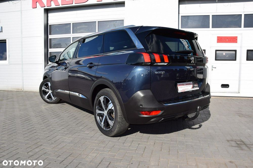Peugeot 5008 - 9