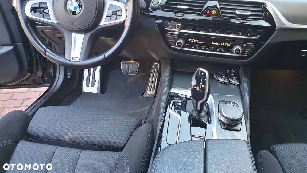 BMW Seria 5 520d MHEV Sport - 31