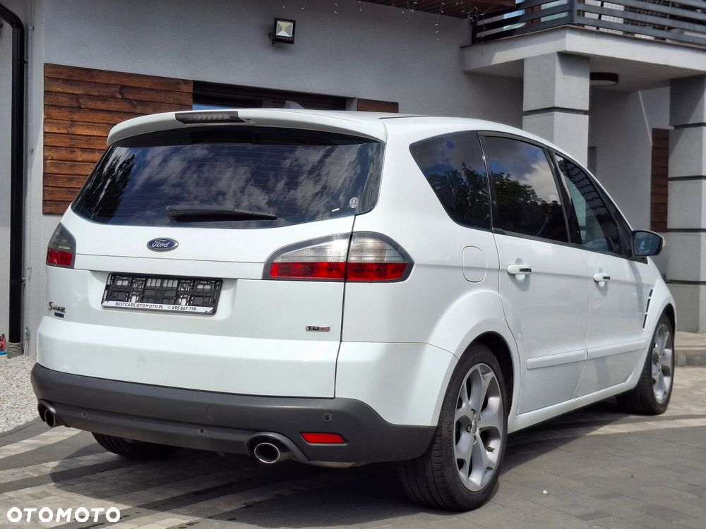 Ford S-Max 2.2 TDCi Titanium - 17