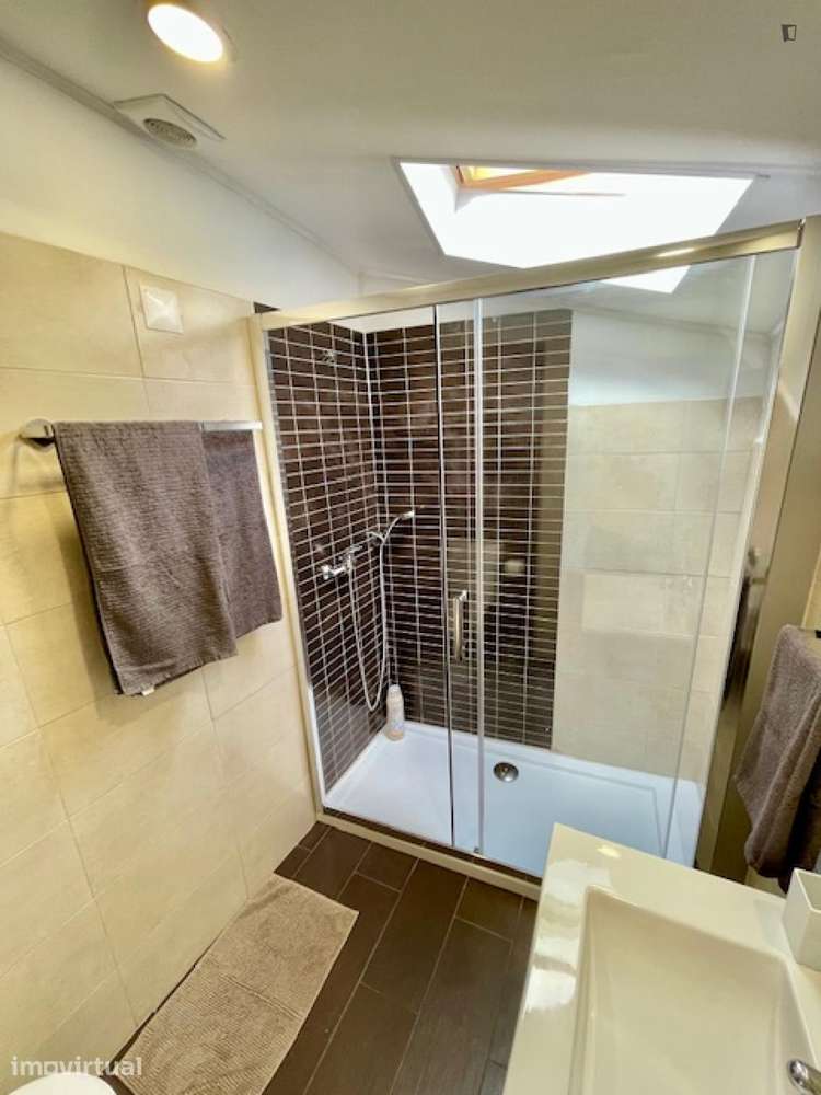 Apartamento com 1 quartos - localizado em Bairro Alto Lisbon - Grande imagem: 3/53