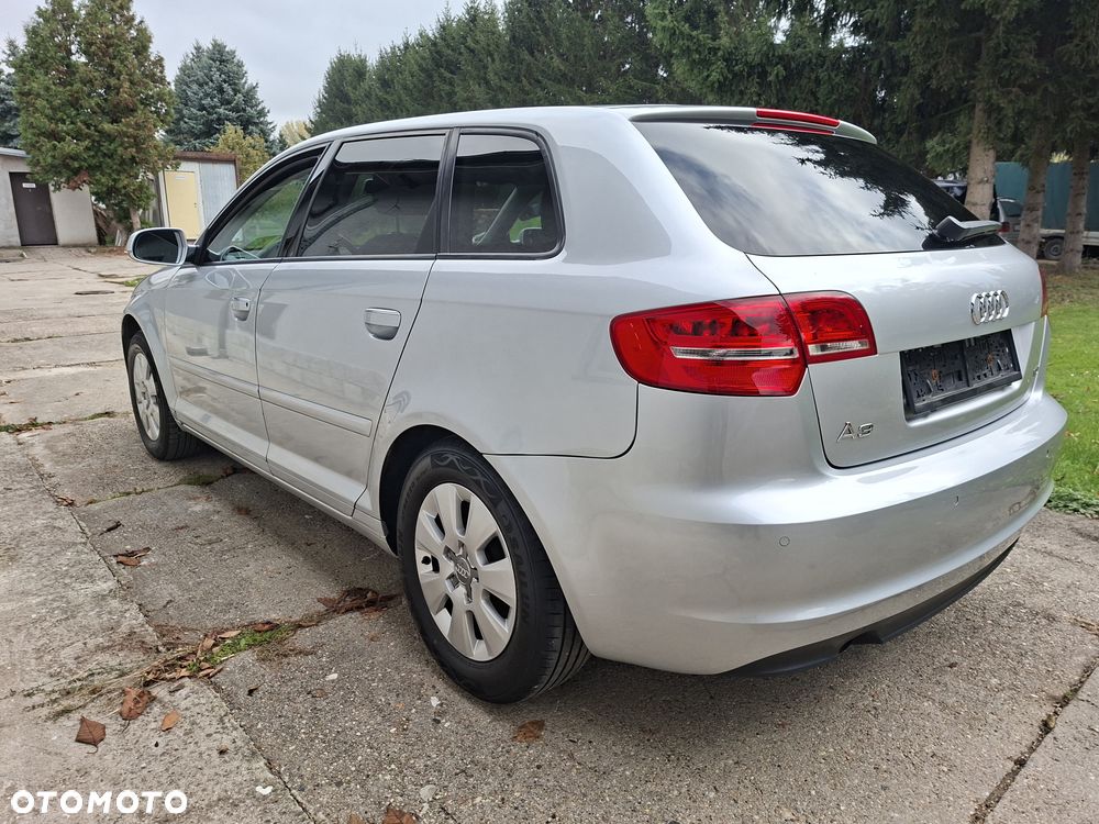 Audi A3 Sportback - 11