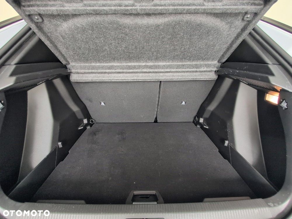 Peugeot 2008 1.2 PureTech GT S&S EAT8 - 6