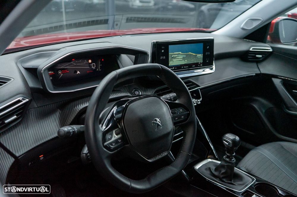 Peugeot 2008 BlueHDi 130 EAT8 Allure Pack - 44