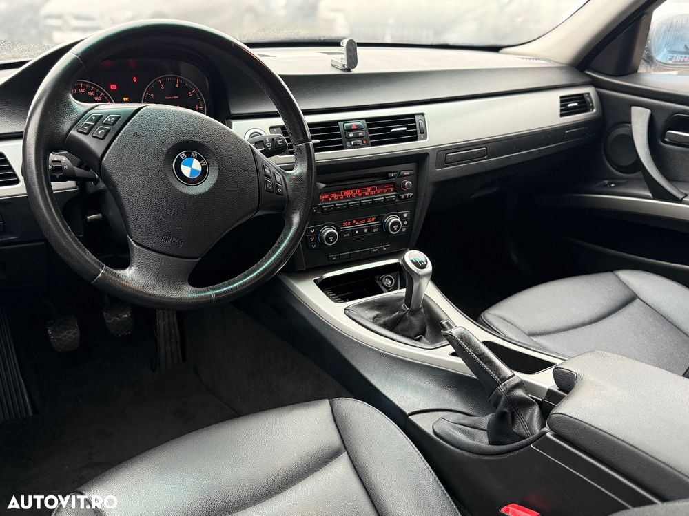 BMW Seria 3 318i Edition Lifestyle - 4