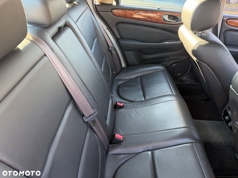 Jaguar XJ XJ8 4.2 LWB - 13