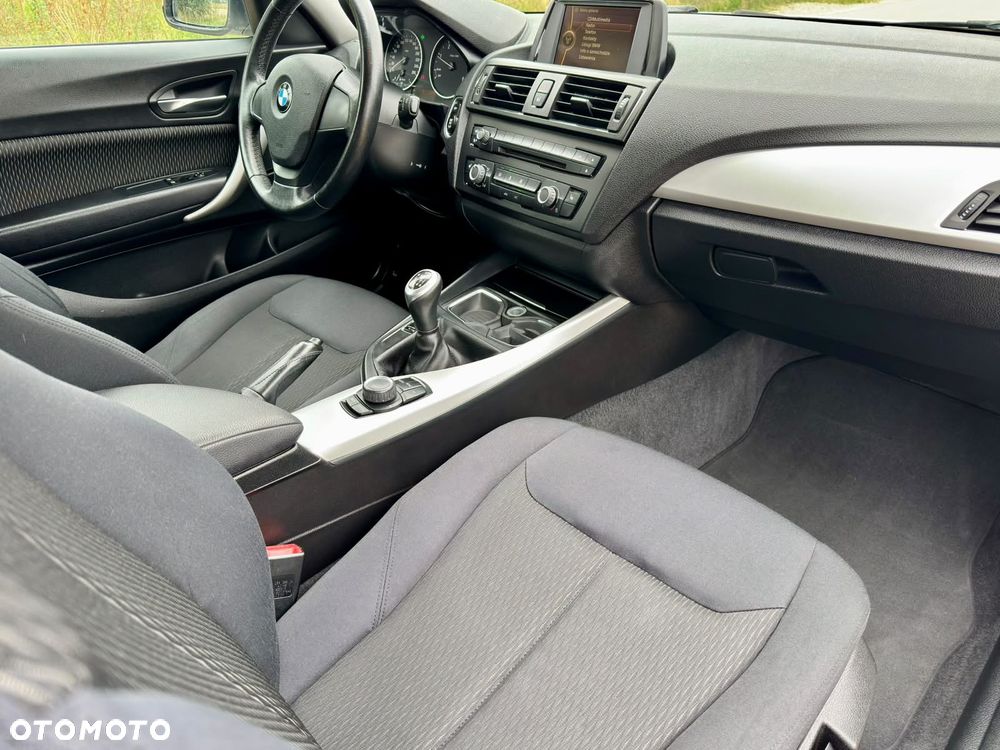 BMW Seria 1 116d - 28