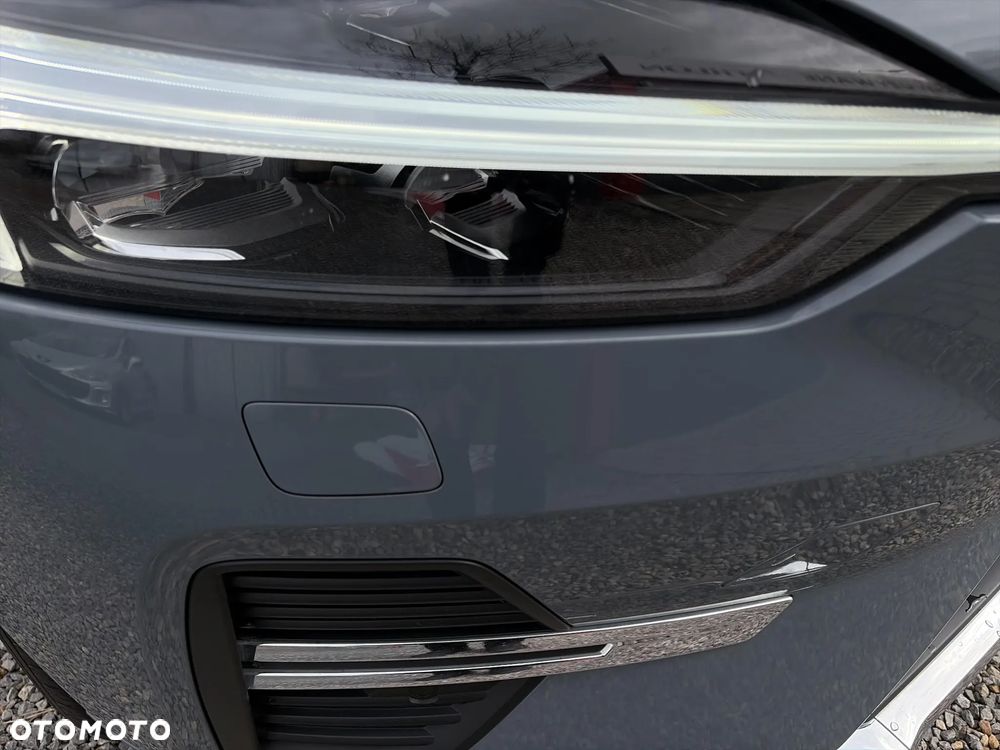 Volvo XC 60 B4 B Plus Bright - 30