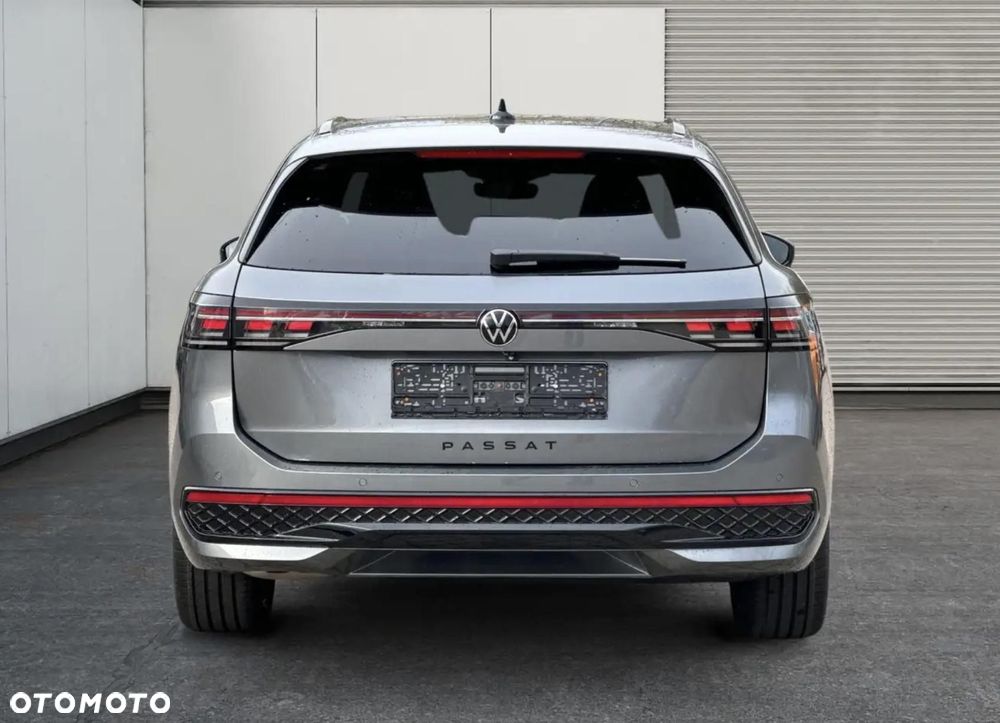 Volkswagen Passat - 5