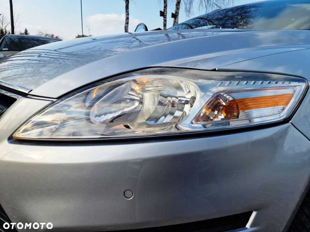 Ford Mondeo - 23