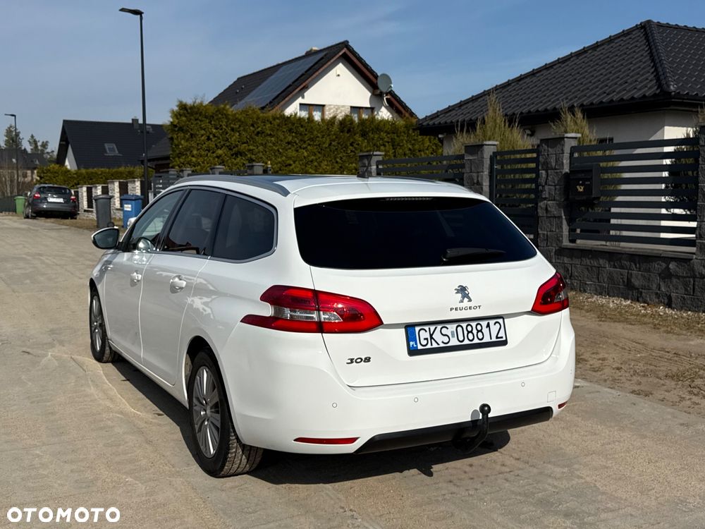 Peugeot 308 BlueHDi 130 Stop & Start Allure Pack - 6