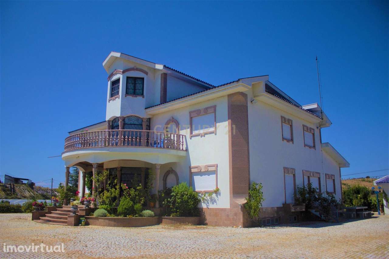 Moradia T9, em Mirandela - Grande imagem: 2/60