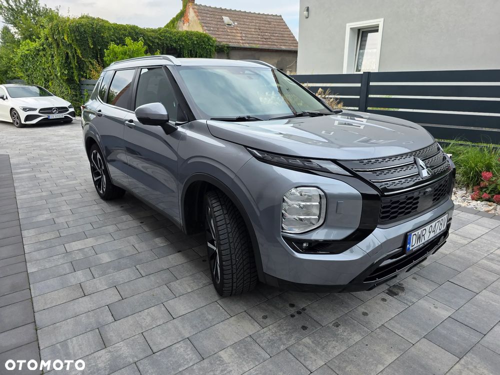 Mitsubishi Outlander - 7