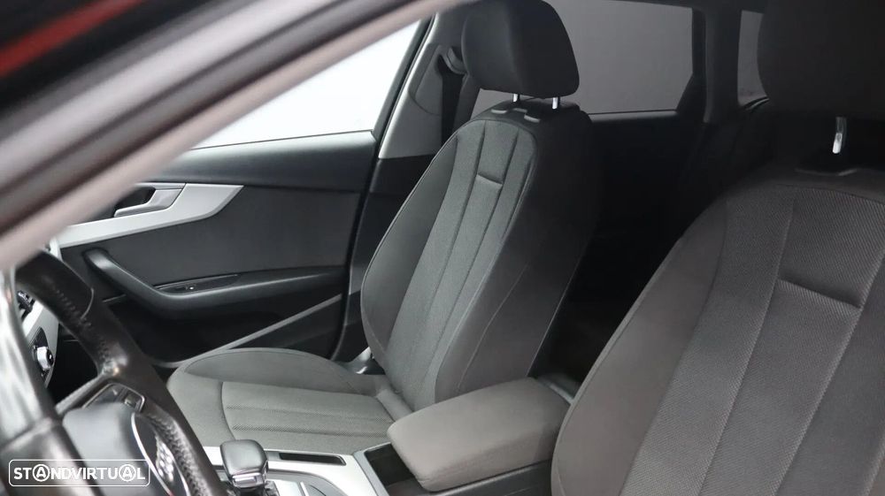 Audi A4 Avant 35 TDI S tronic - 16