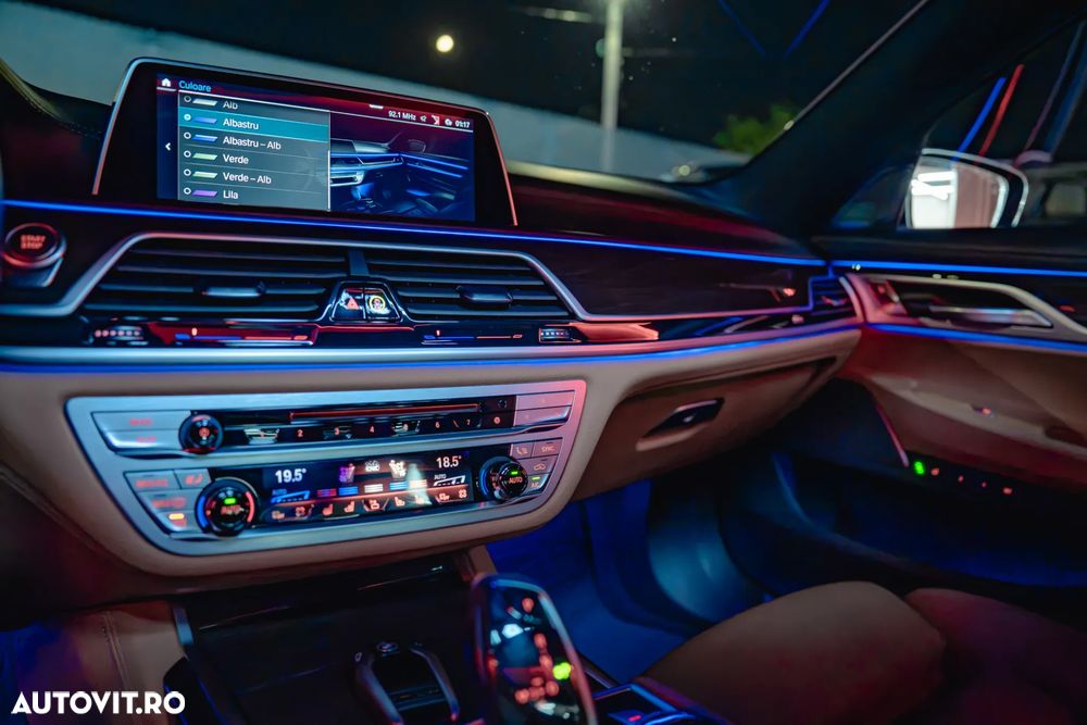 BMW Seria 7 745Le xDrive - 33
