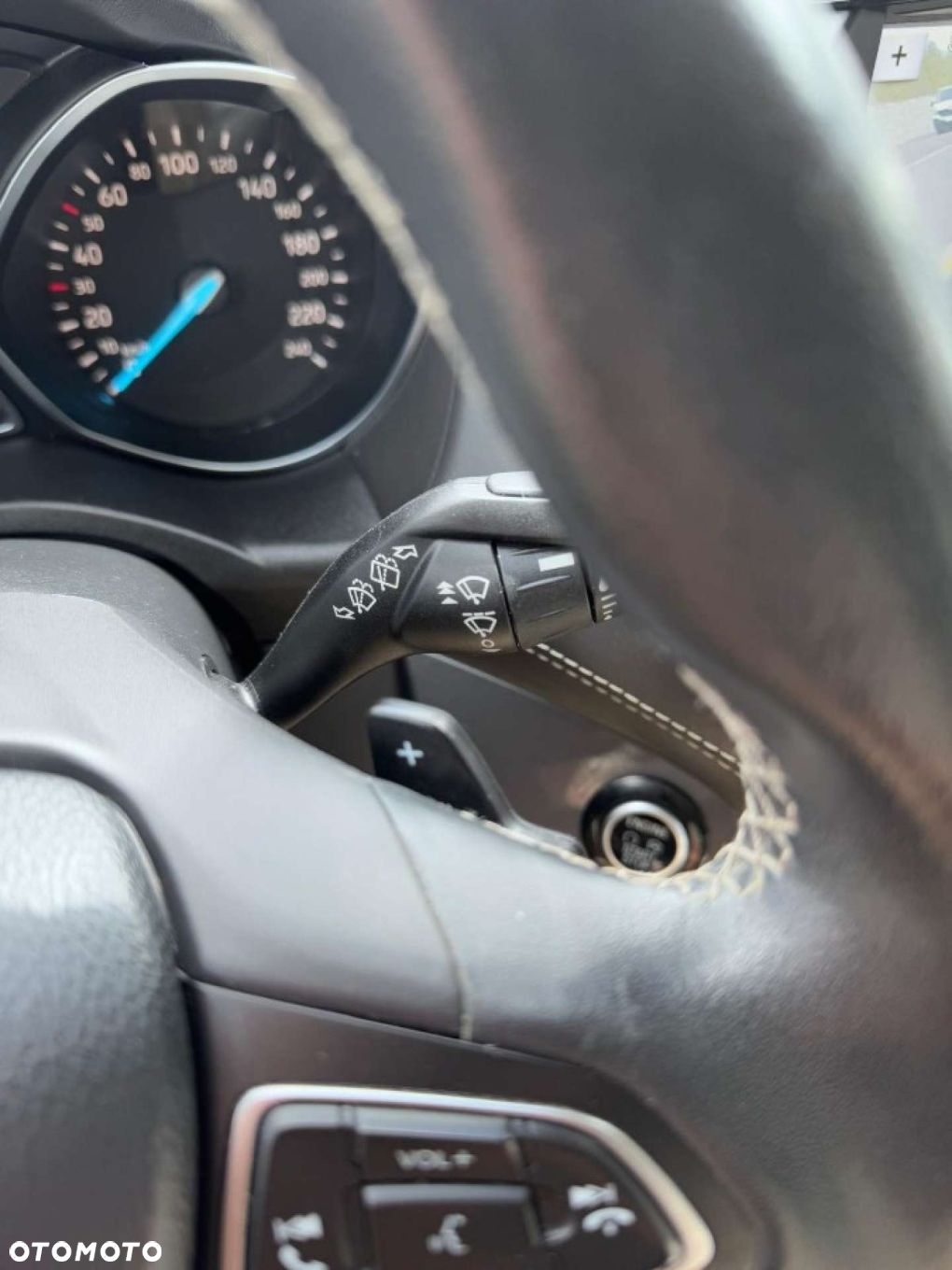 Ford Kuga - 35