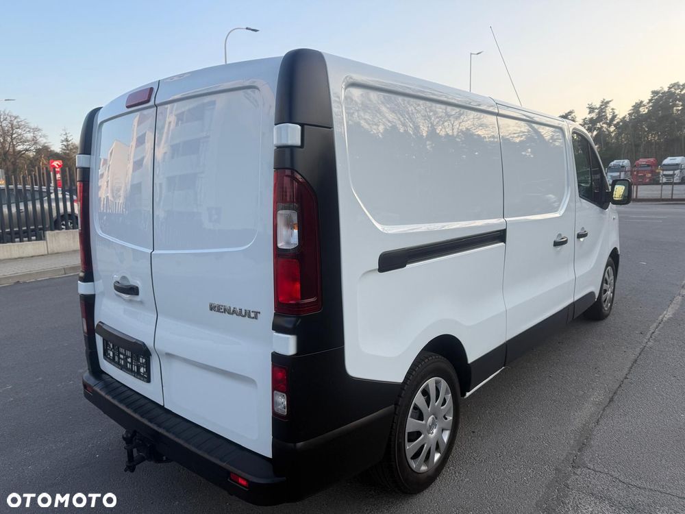 Opel Vivaro - 2