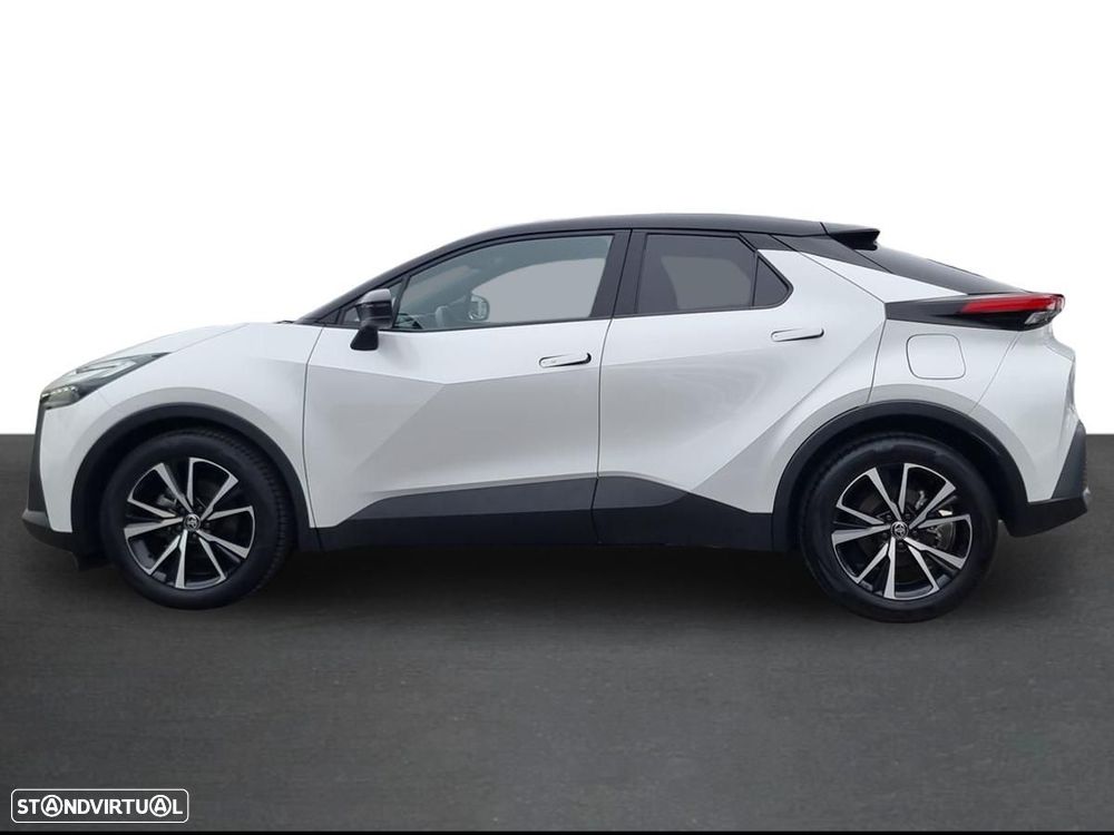 Toyota C-HR — fotografia 3