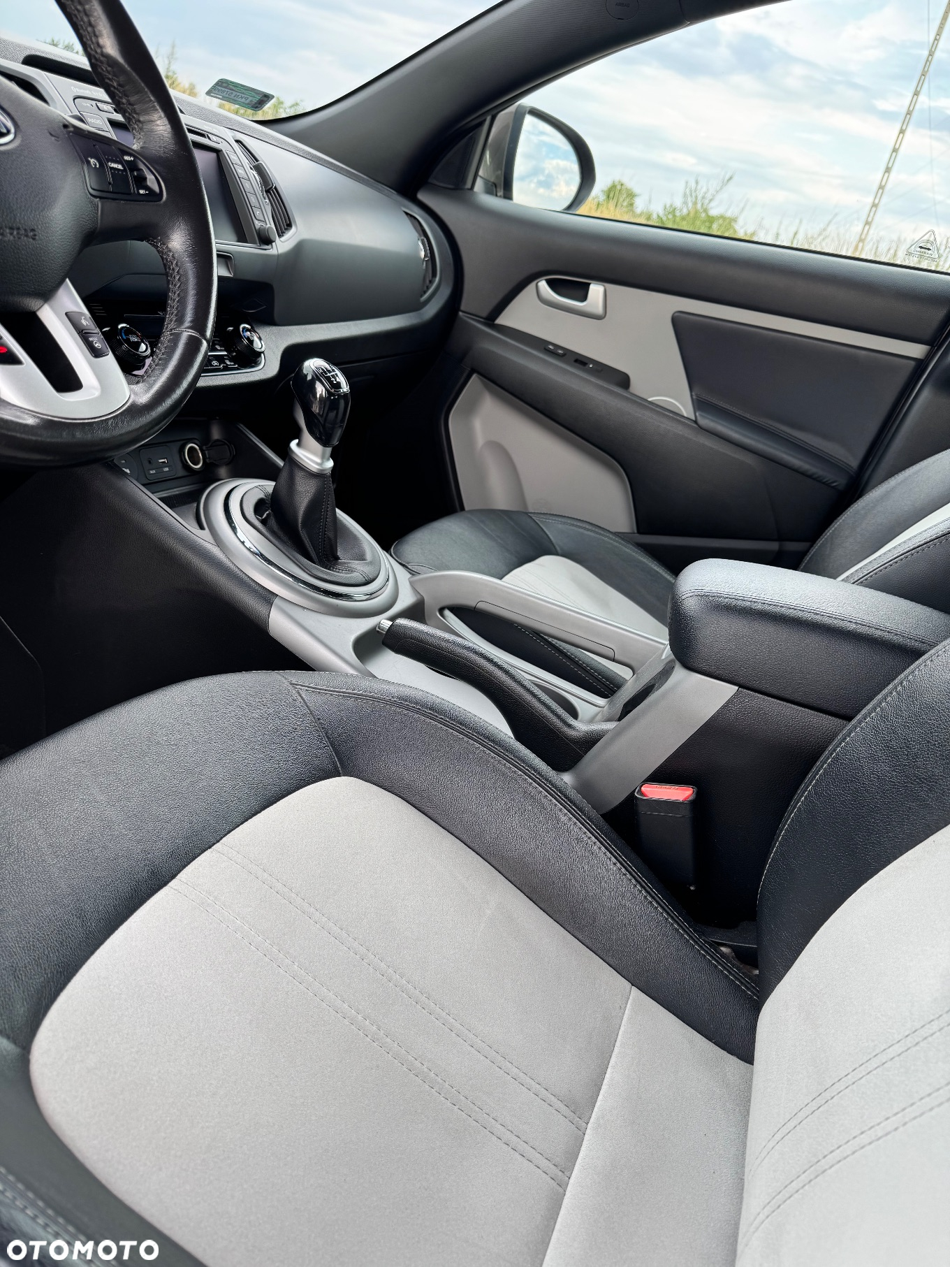Kia Sportage 1.6 GDI Business Line L 2WD - 12