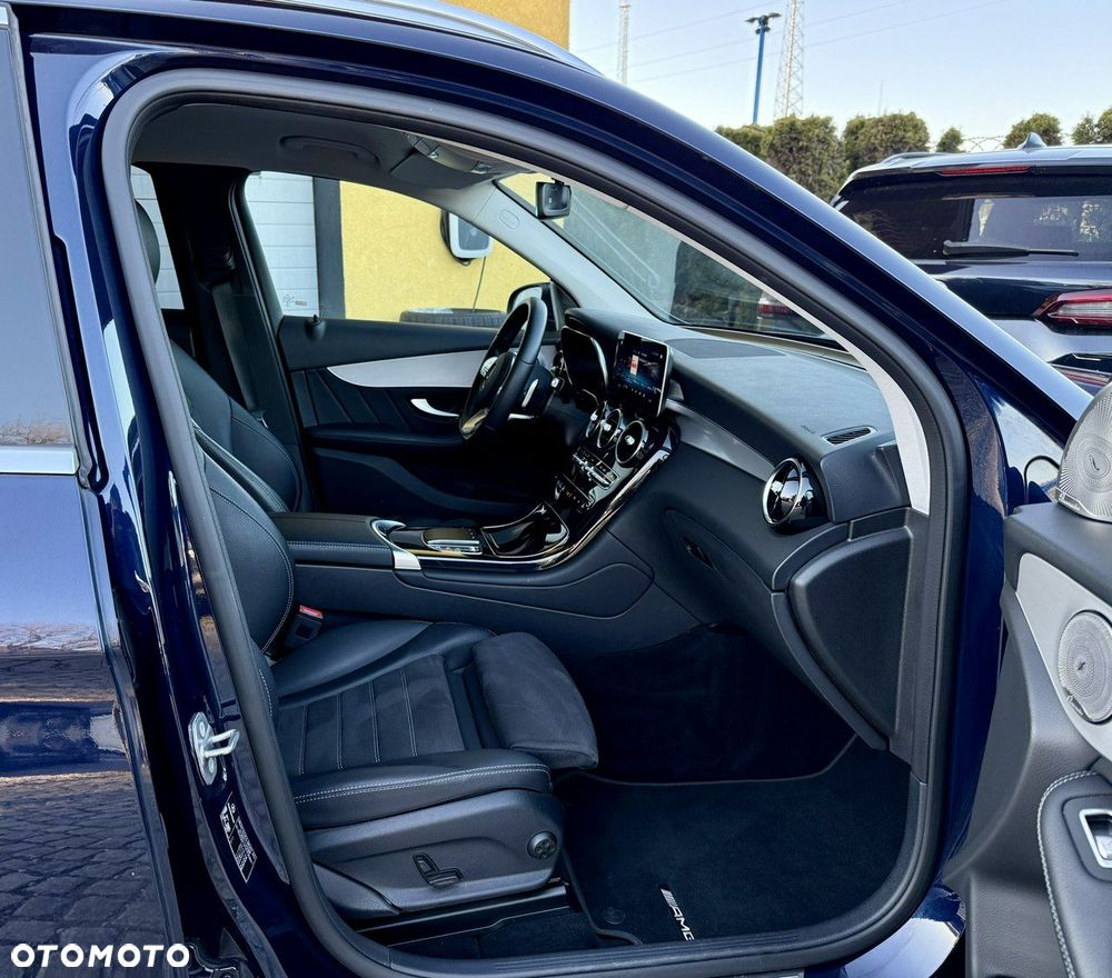 Mercedes-Benz GLC 300 d 4Matic 9G-TRONIC AMG Line - 13