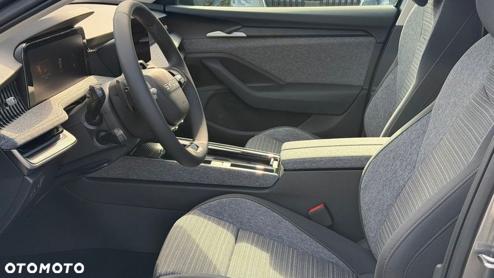 Skoda Superb 2.0 TDI SCR Drive DSG - 13