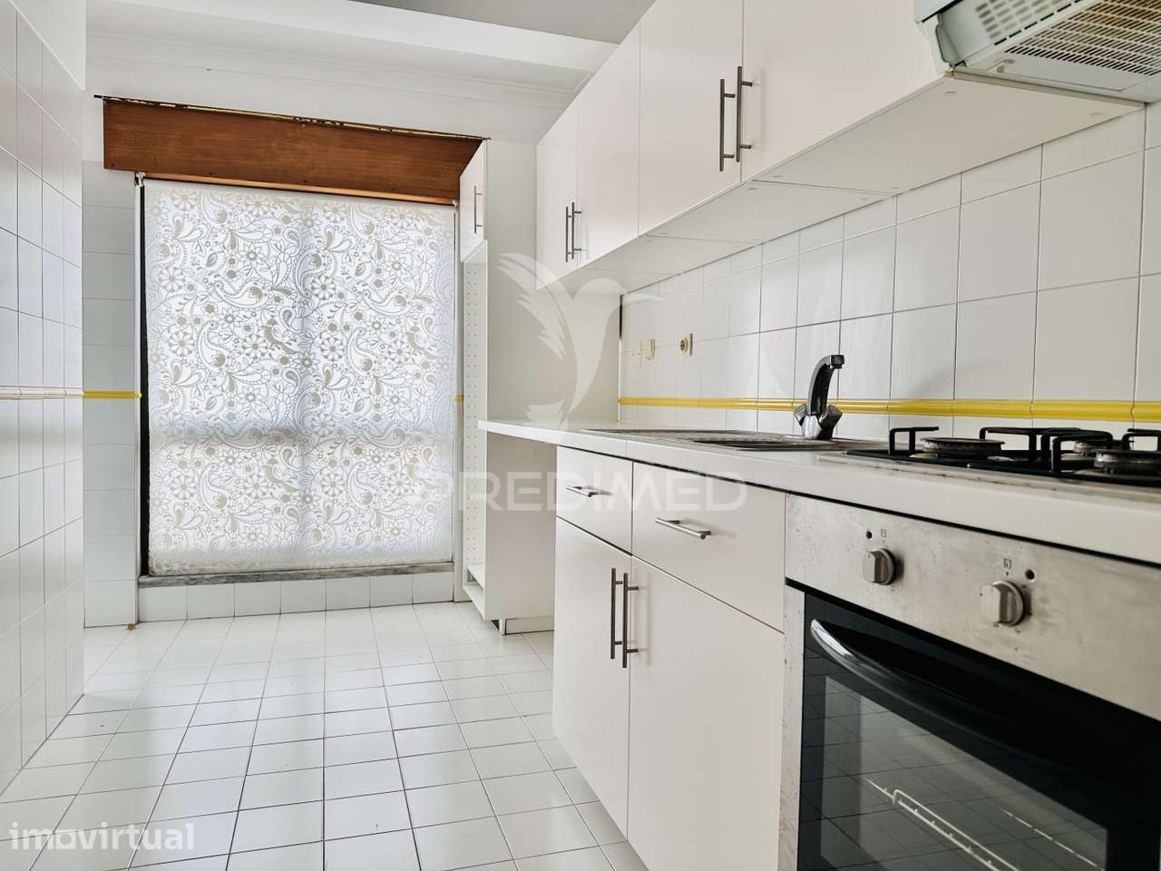 ARRENDA-SE Apartamento T2 - duas varandas - Costa da Caparica - Grande imagem: 4/31