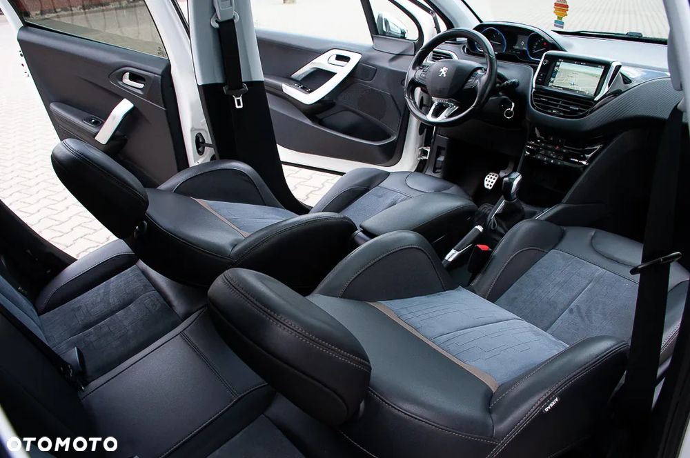 Peugeot 208 PureTech 110 Stop & Start Tech Edition - 26