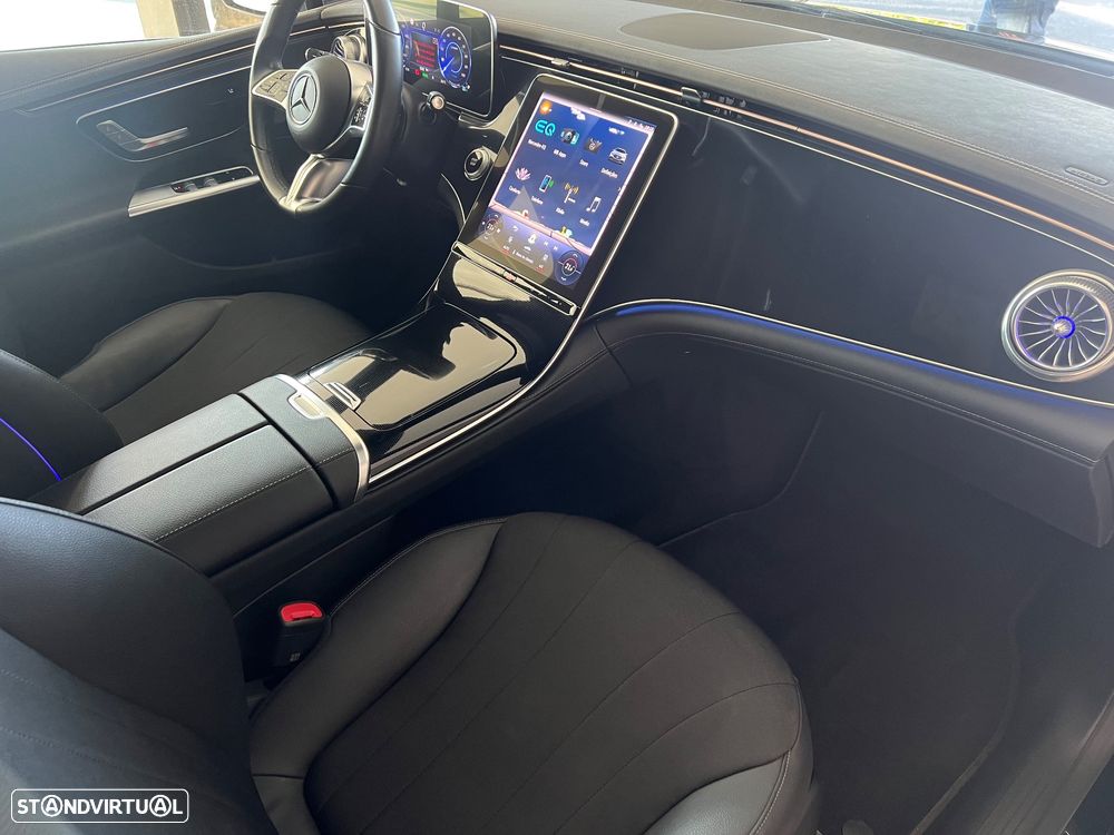Mercedes-Benz EQE 300 Electric Art - 15
