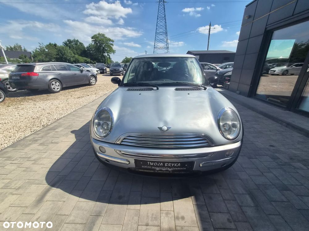 MINI Cooper Standard - 11