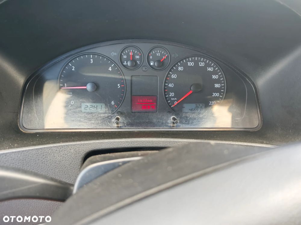 Volkswagen Transporter T5 - 28