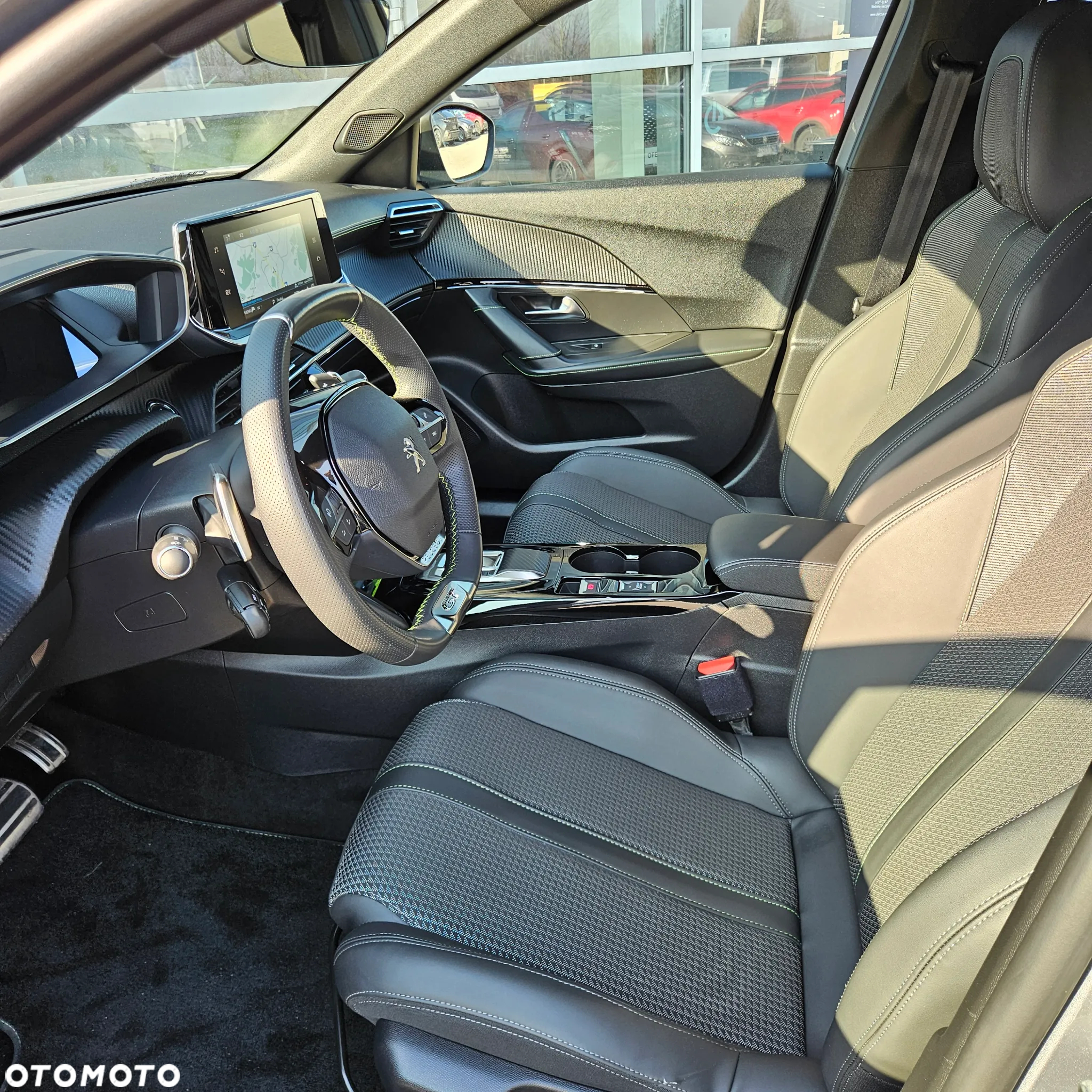 Peugeot 2008 1.2 PureTech GT S&S EAT8 - 10